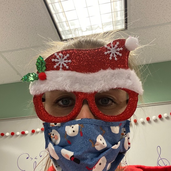 Meet your Posher, Amy - Picture 1 of 1